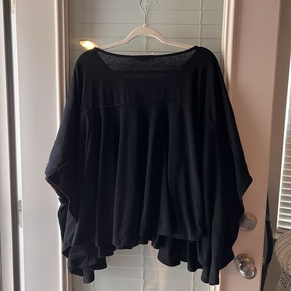 Savannah Jane Women’s Top 1X / 2X Embroidered Cropped Oversized - Picture 3 of 6